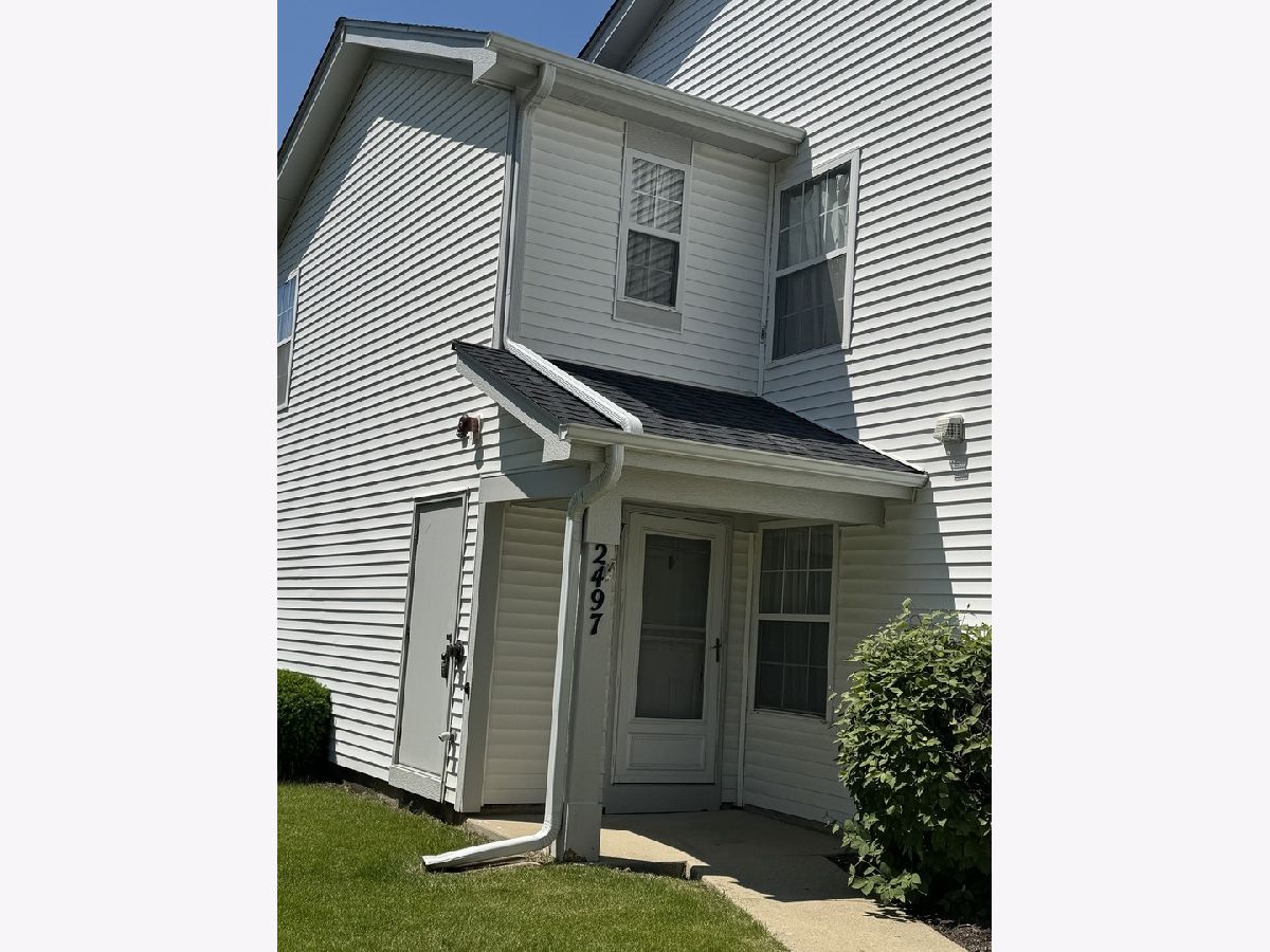 Homes & Townhomes & Condos For Sale Lakewood Valley Aurora Illinois, 2497 Frost Drive