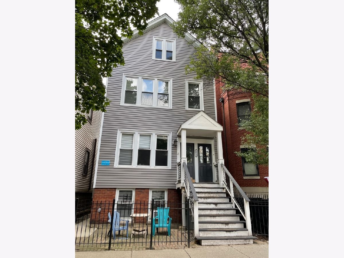  Rented Chicago Illinois, 2618 Wayne