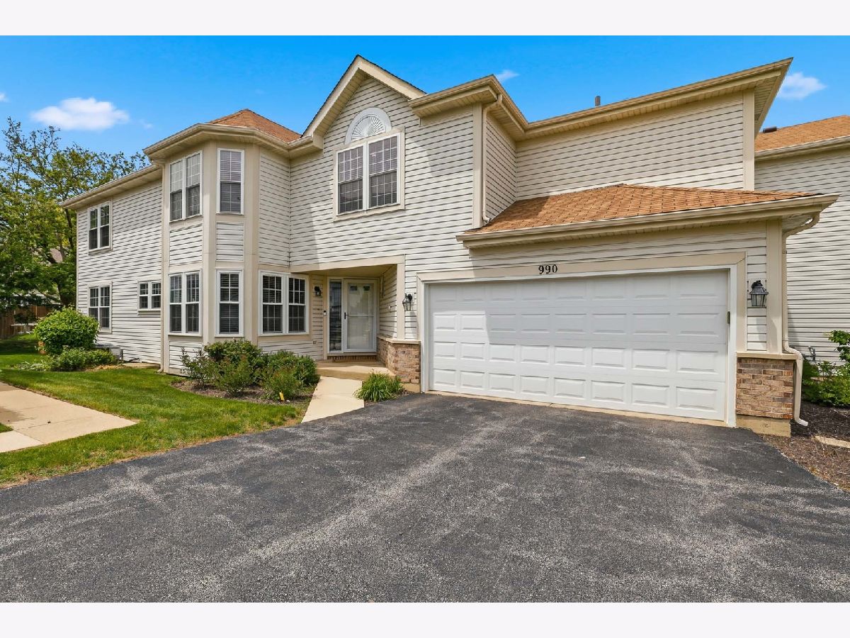  For Sale Hoffman Estates Illinois, 990 Sweetflower Drive