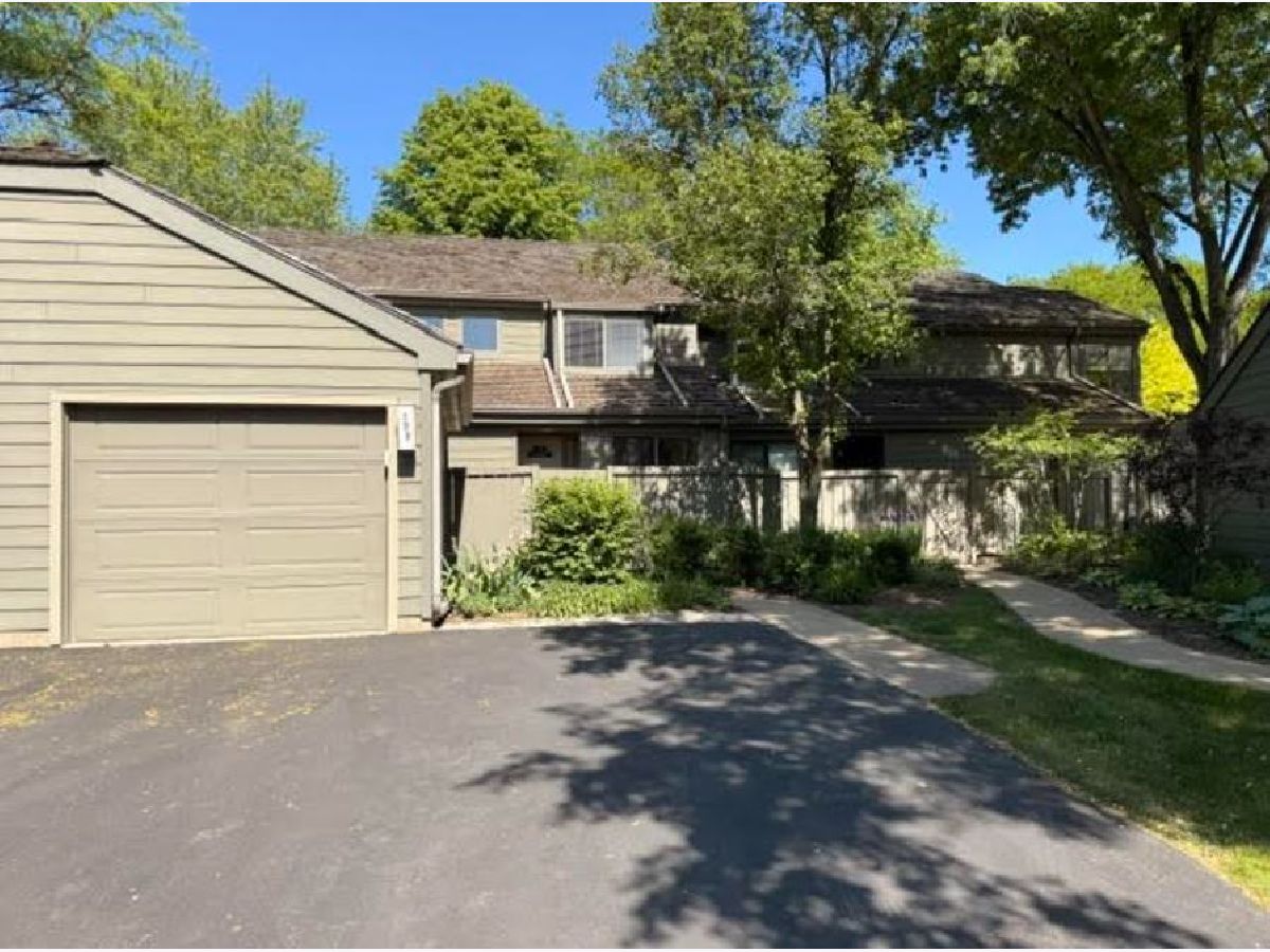 Condos & Townhomes For Sale Lake Barrington Shores Barrington Illinois, 199 Timber Ridge Road