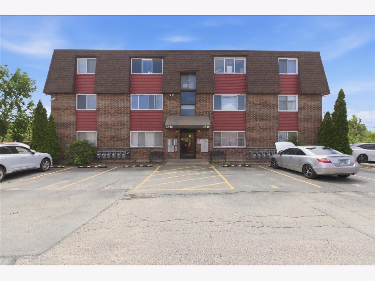  For Sale Schiller Park Illinois, 3846 25th Avenue