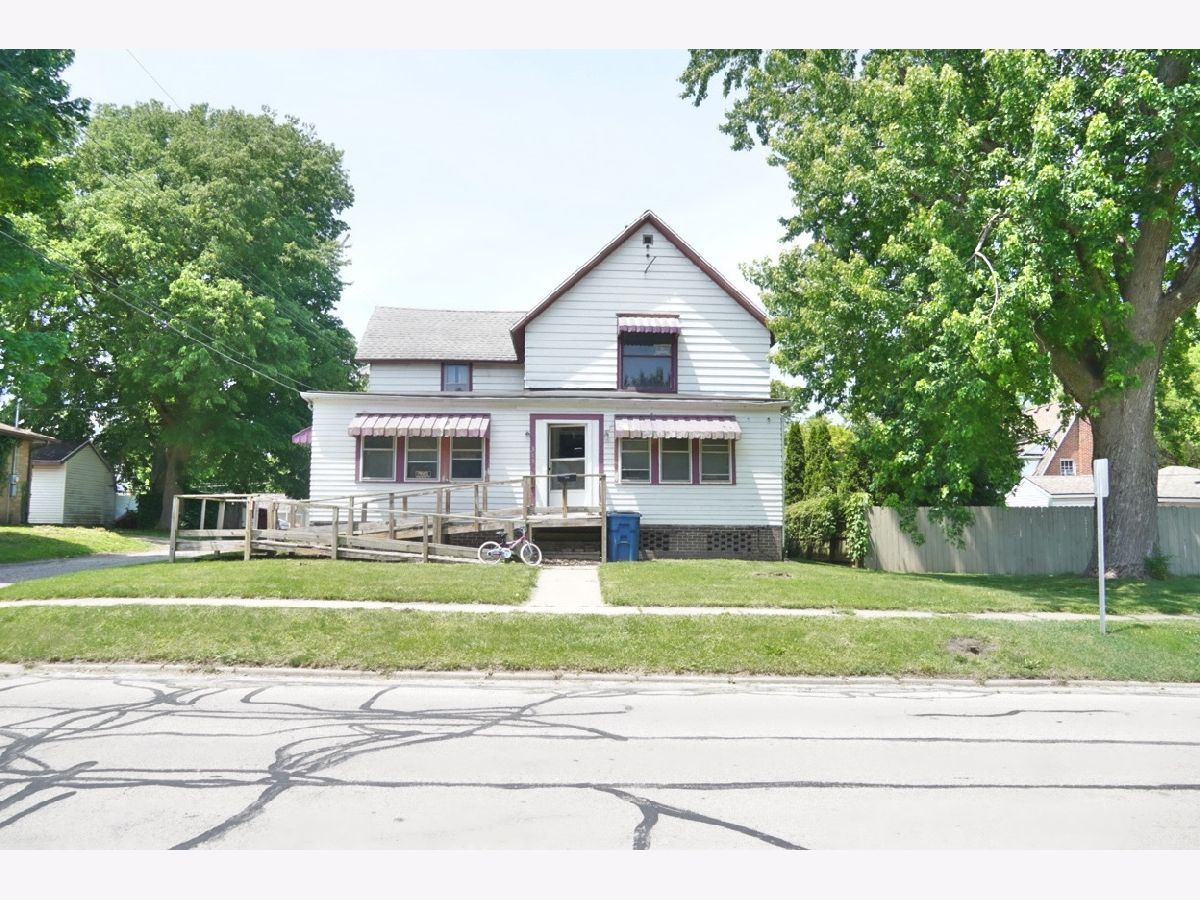  For Sale Watseka Illinois, 313 5th Street