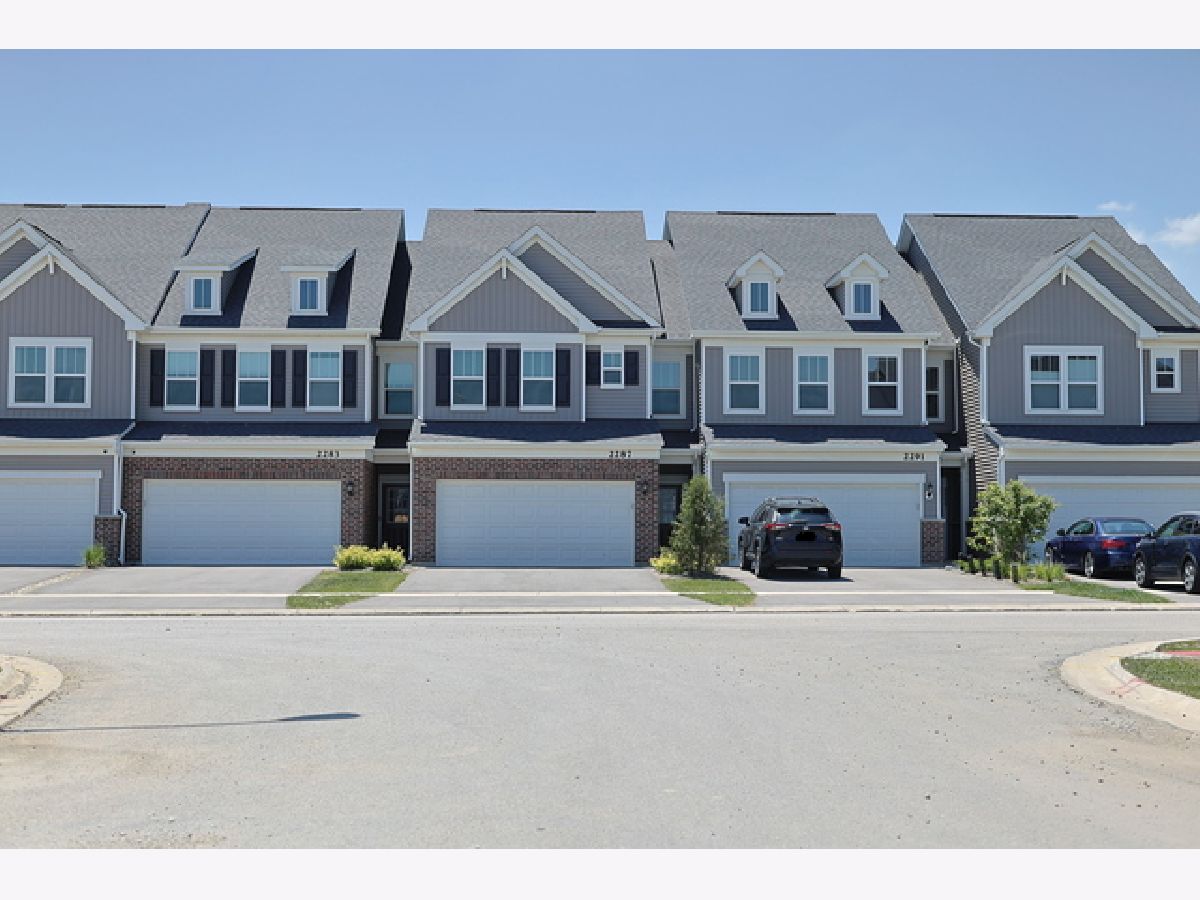  For Rent Bolingbrook Illinois, 2287 Ryegrass