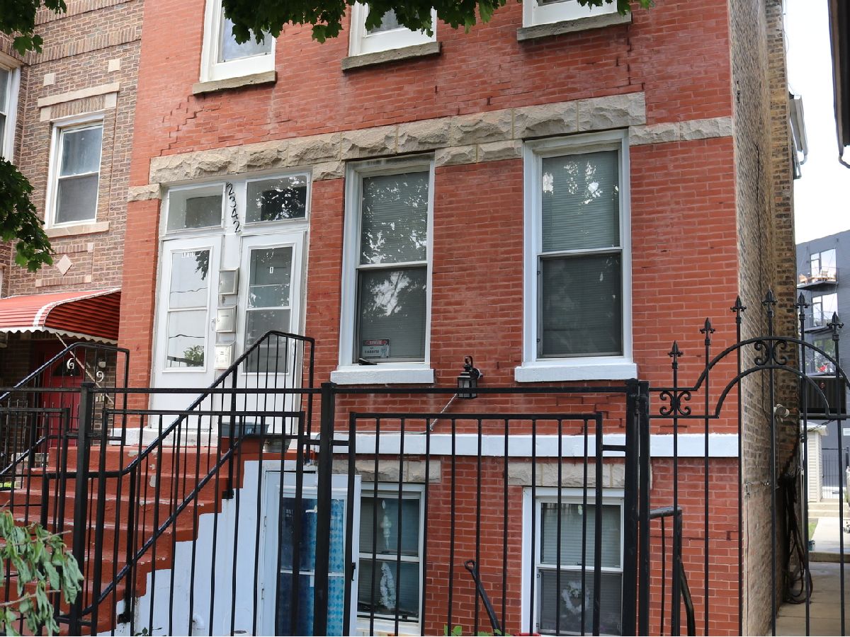  For Rent Chicago Illinois, 2342 Barry