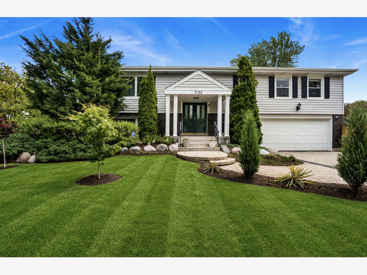  For Rent Northbrook Illinois, 1135 Crestwood