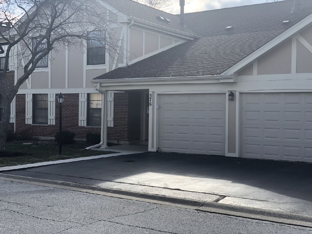  For Rent Wheeling Illinois, 576 Greystone