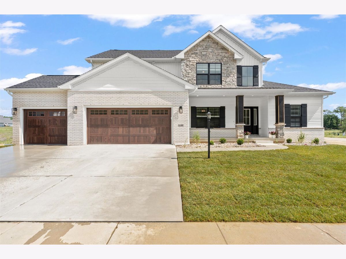  For Sale Mahomet Illinois, 1408 Ravenwood Drive
