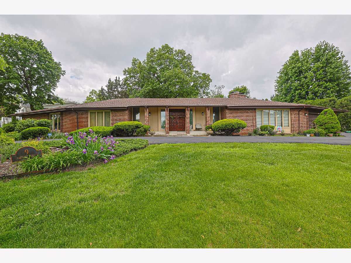  For Sale Oak Brook Illinois, 9 Camelot Drive