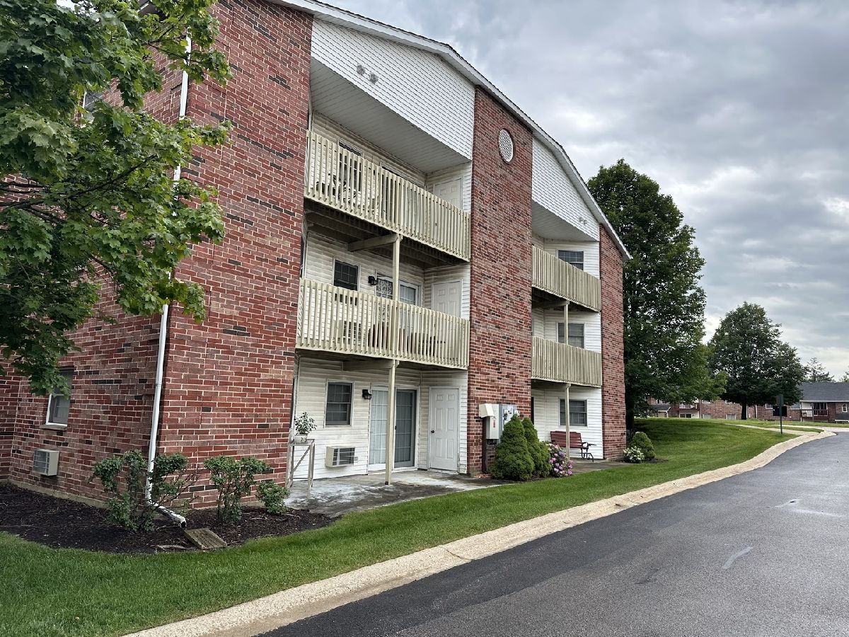  For Rent Woodstock Illinois, 551 Leah