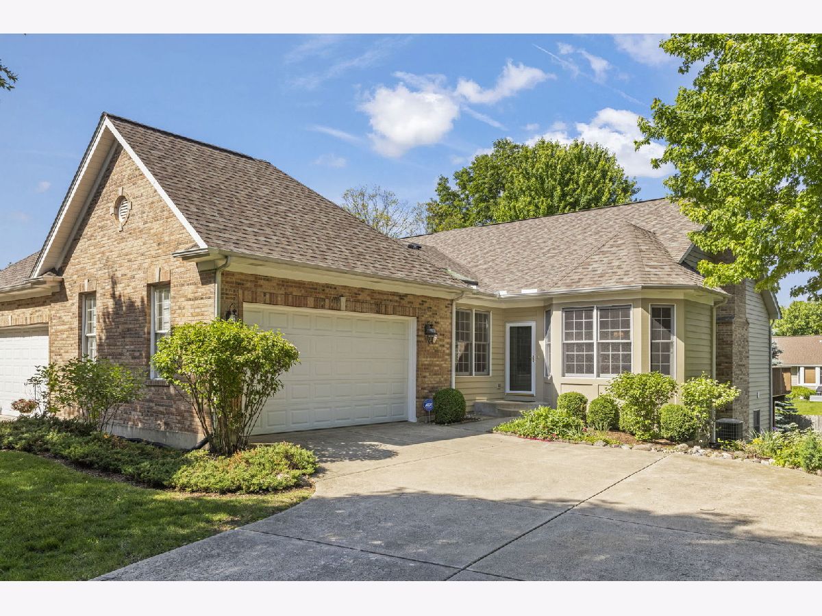 Condos & Townhomes For Sale Ginger Lane Geneva Illinois, 926 Ginger Lane