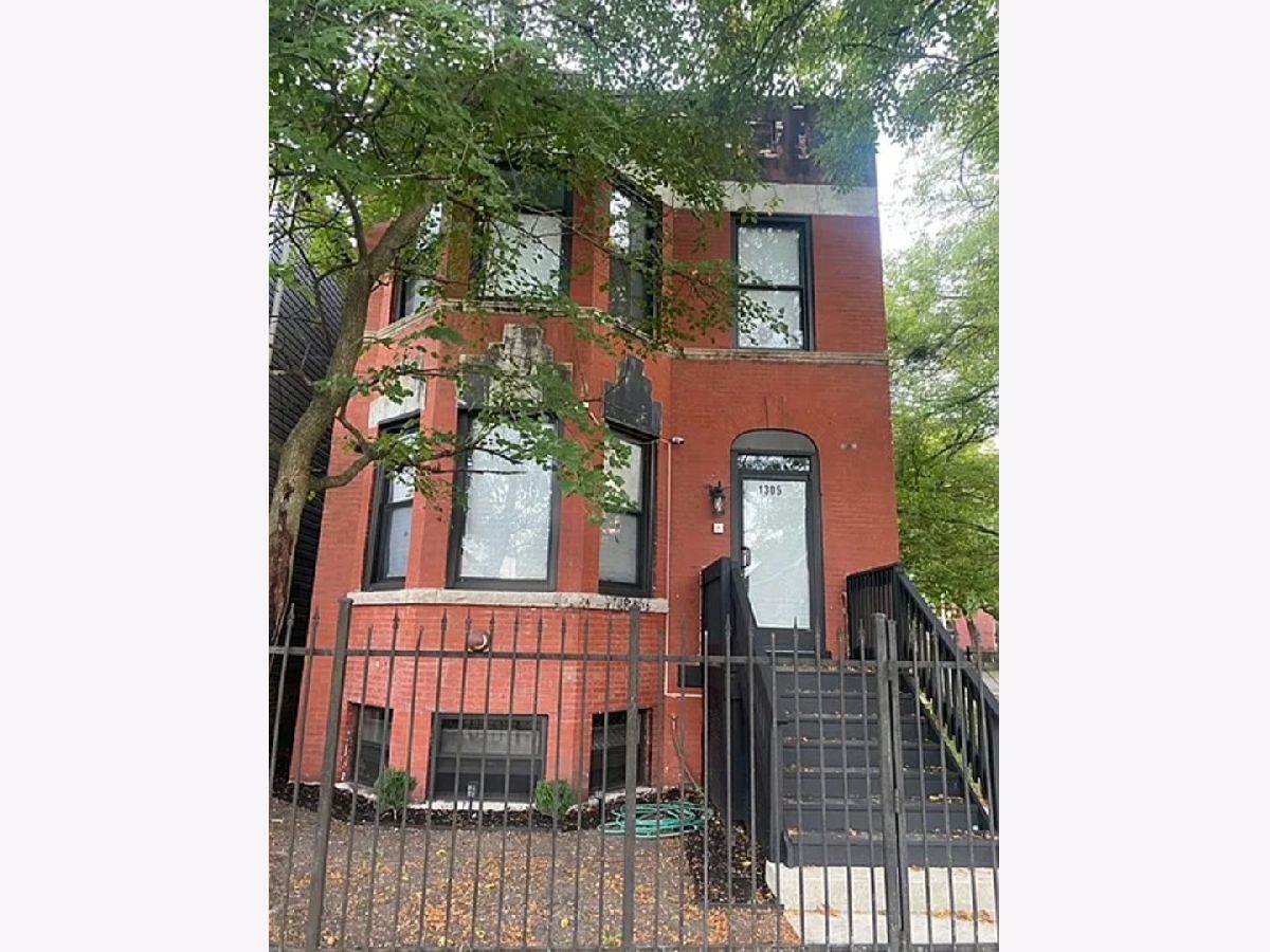  For Rent Chicago Illinois, 1305 69th