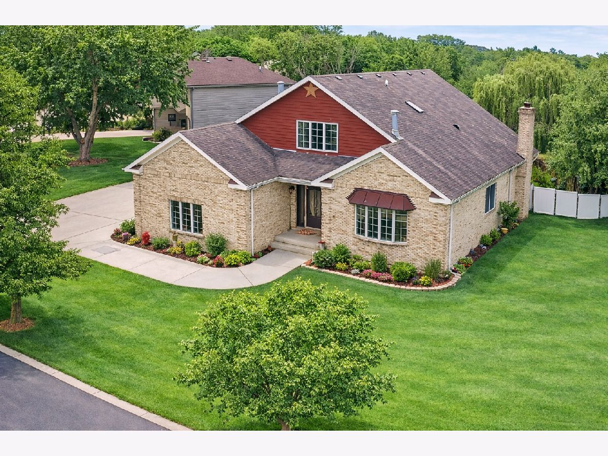 Homes & Condos & Townhomes For Sale Mckinley Oaks Channahon Illinois, 26241 Erin
