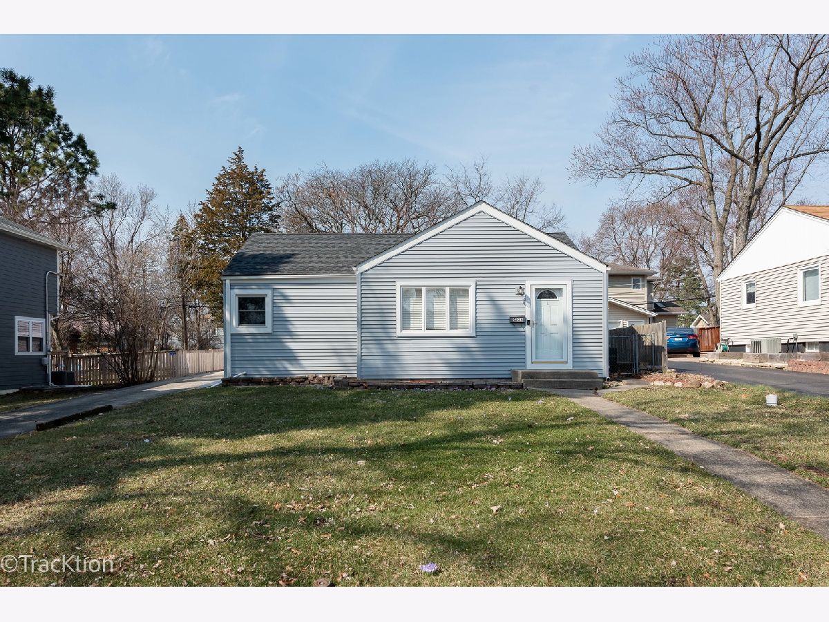  For Sale Downers Grove Illinois, 4334 Washington Street