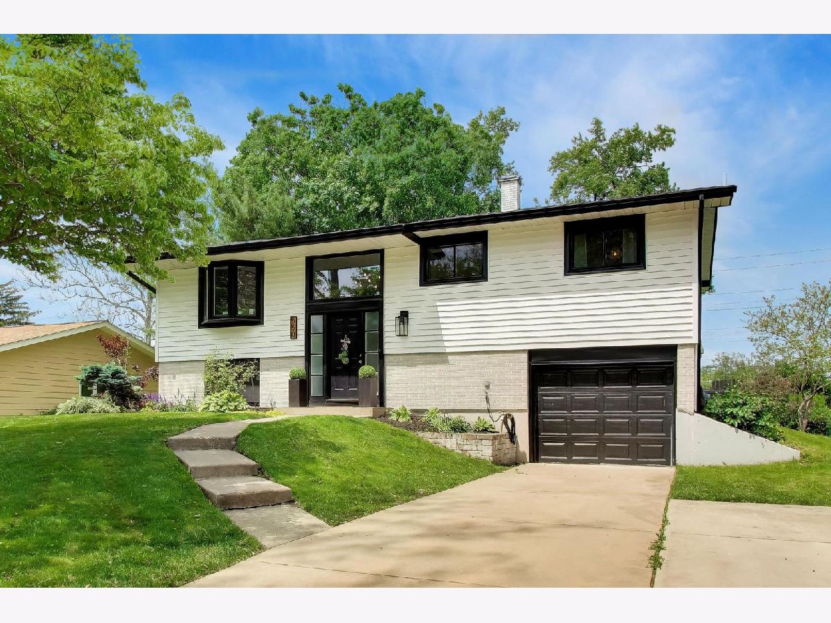  For Sale Lombard Illinois, 2S550 Gray Avenue