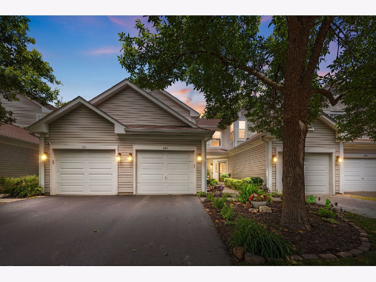  For Sale Lake In The Hills Illinois, 149 Polaris Drive
