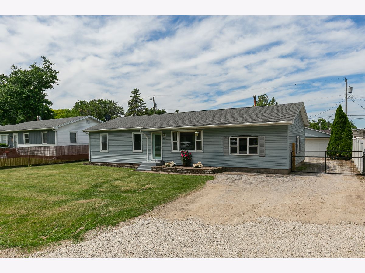  Sold Coal Valley Illinois, 108 5th