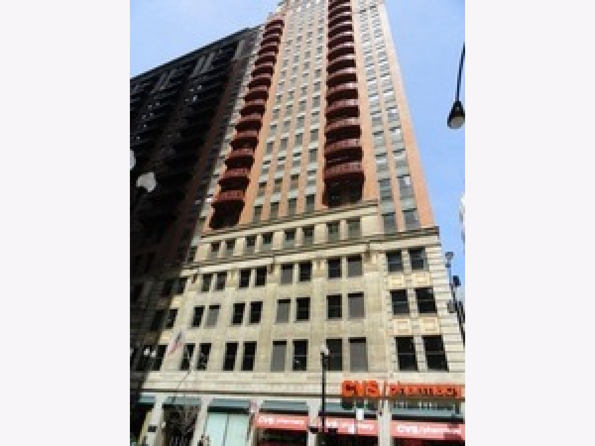  Rented Chicago Illinois, 208 Washington