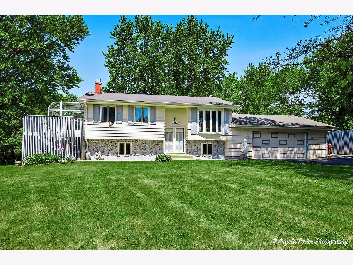  For Sale Harvard Illinois, 3303 Trebes Drive