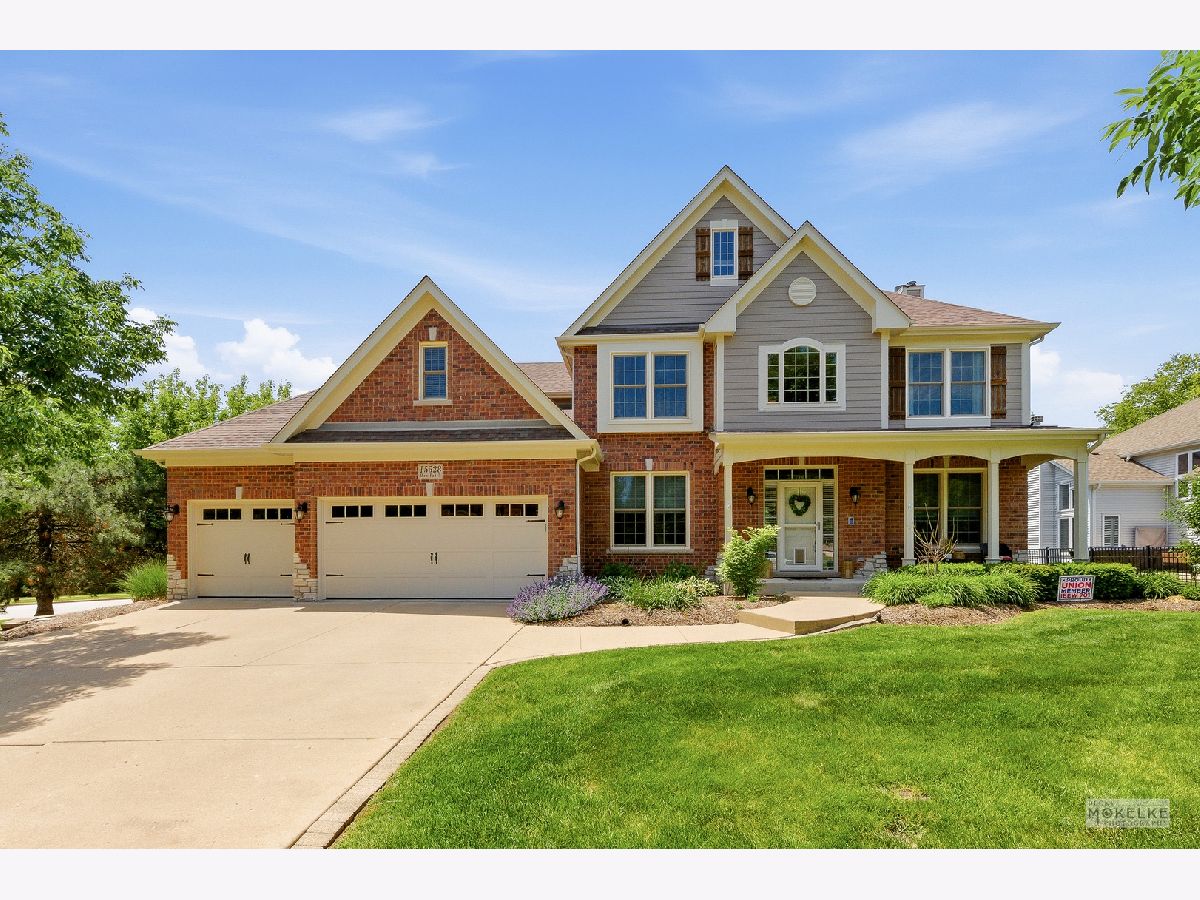 Homes For Sale Wallin Woods Plainfield Illinois, 15528 Dan Patch Drive