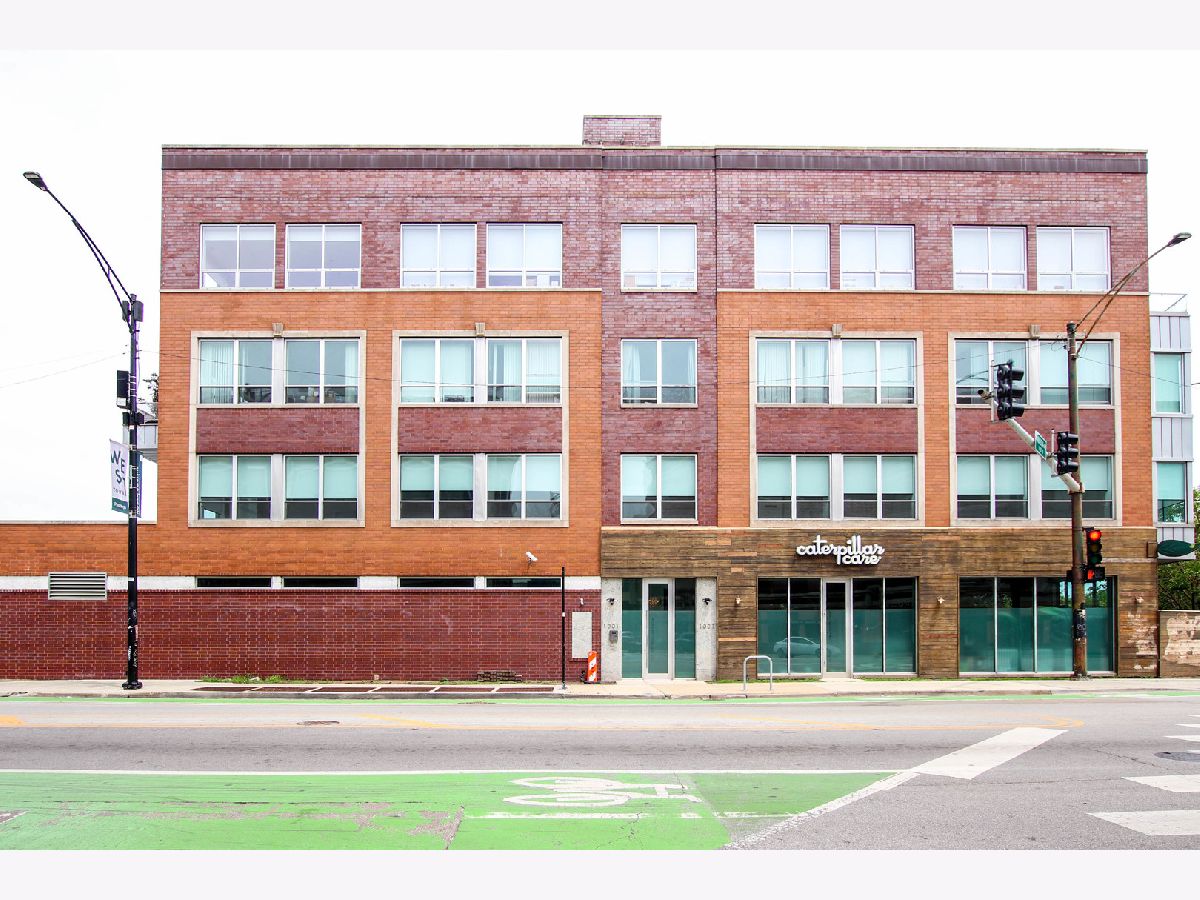  Rented Chicago Illinois, 1001 Milwaukee