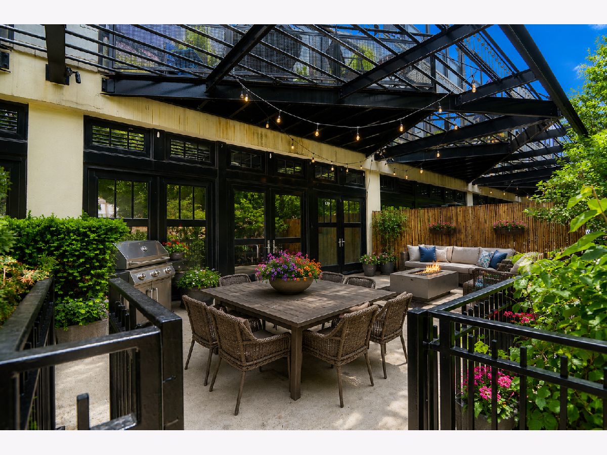 Condominiums For Sale University Commons Chicago Illinois, 1111 14th Place