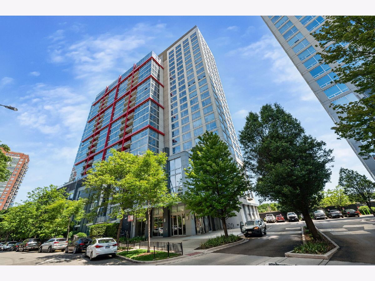 Condos & Townhomes For Sale Museum Park Chicago Illinois, 1841 Calumet Avenue