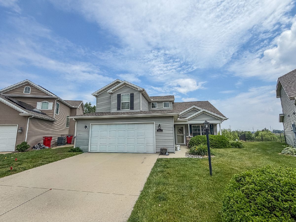  For Sale Champaign Illinois, 302 Luria Lane