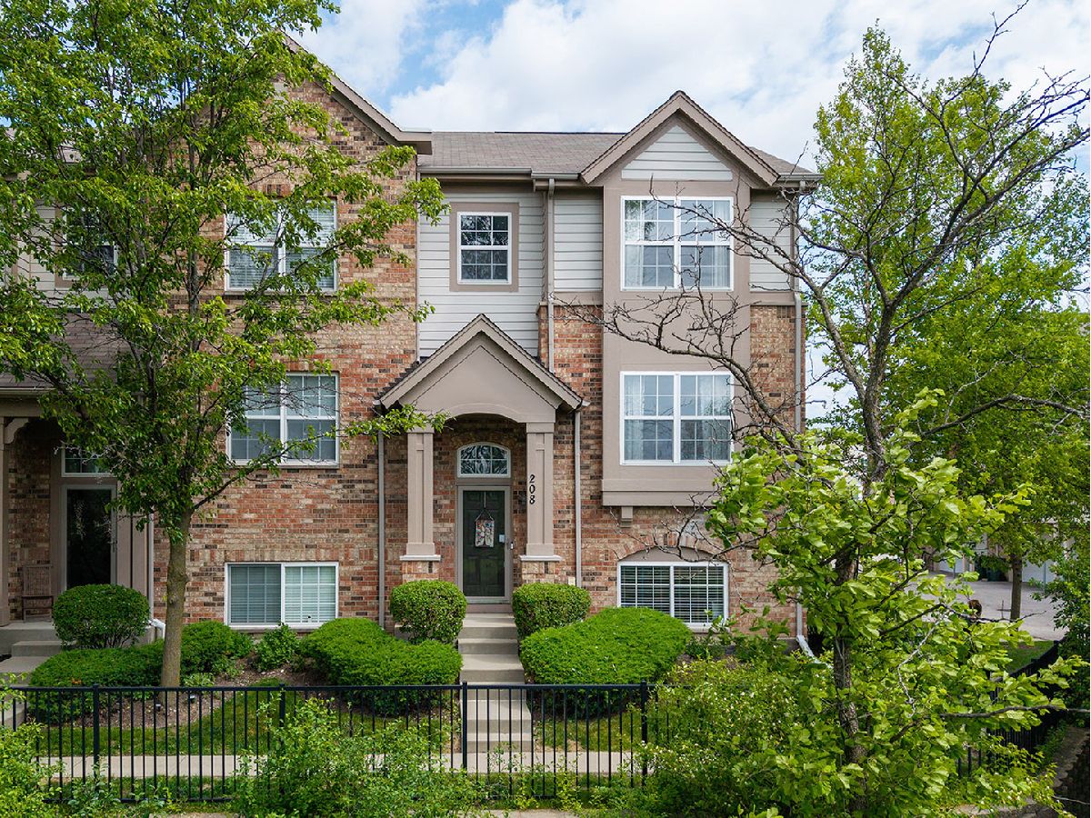  For Sale Morton Grove Illinois, 208 Prairie Court