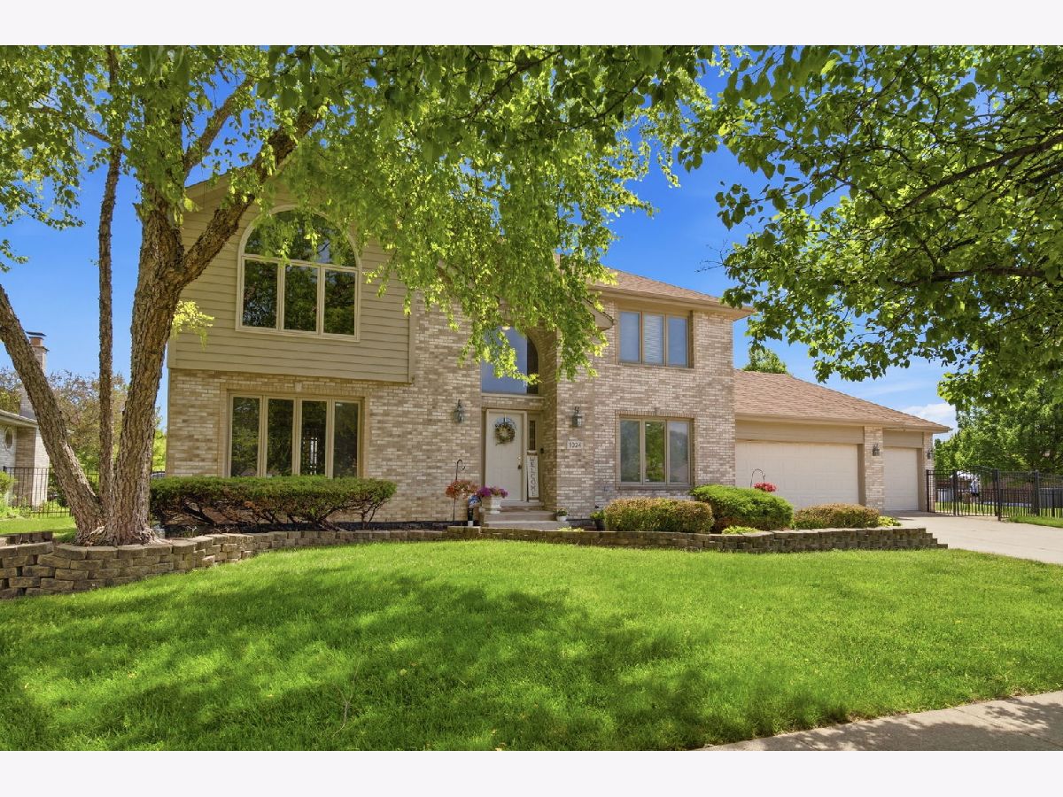 Homes For Sale Abbey Glen Lockport Illinois, 1024 Kylemore Court
