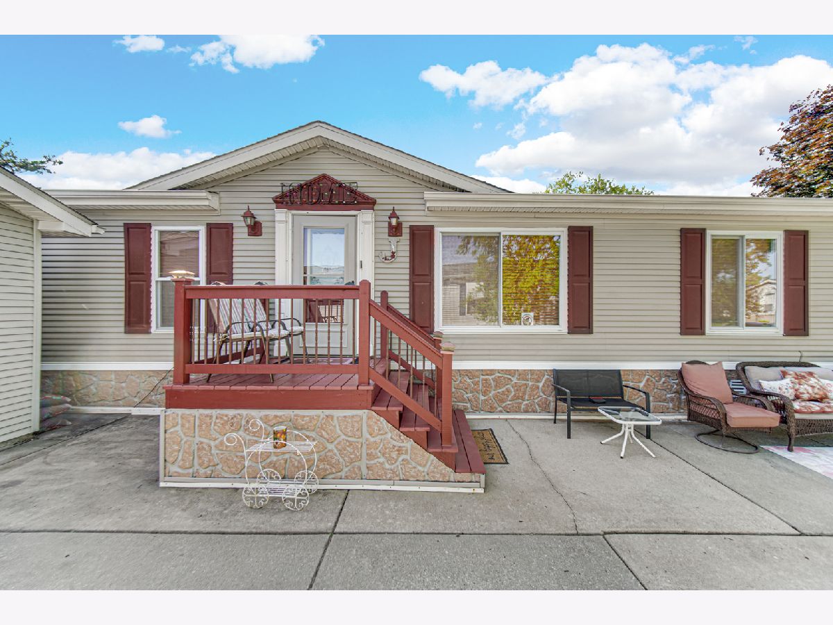  For Sale Beecher Illinois, 125 Cardinal Drive