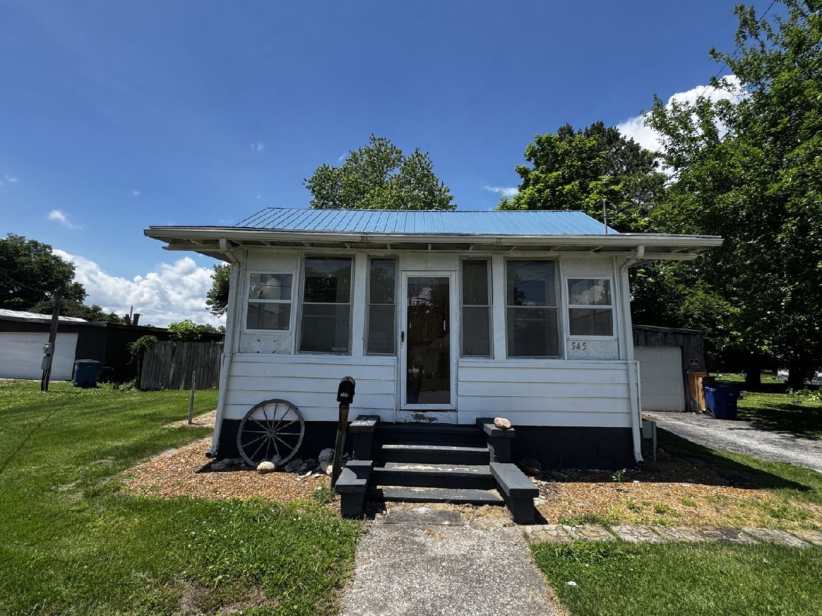  For Sale Duquoin Illinois, 545 N Division Street