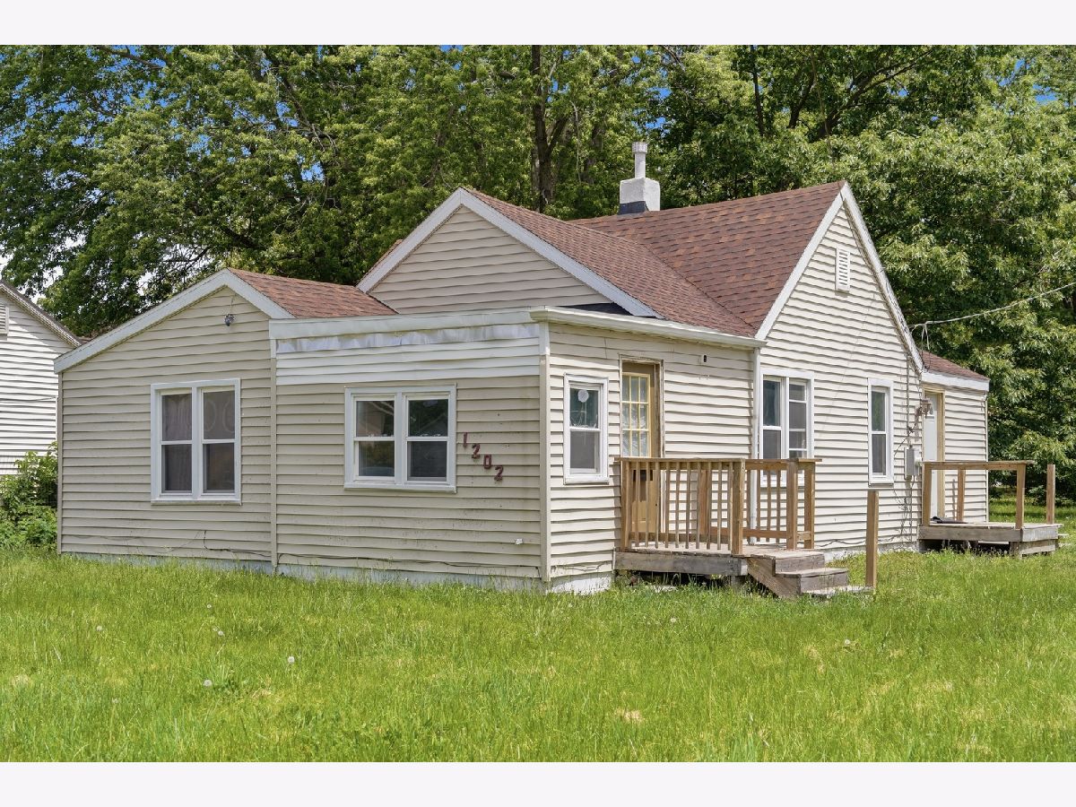  For Sale Sterling Illinois, 1202 Ave K