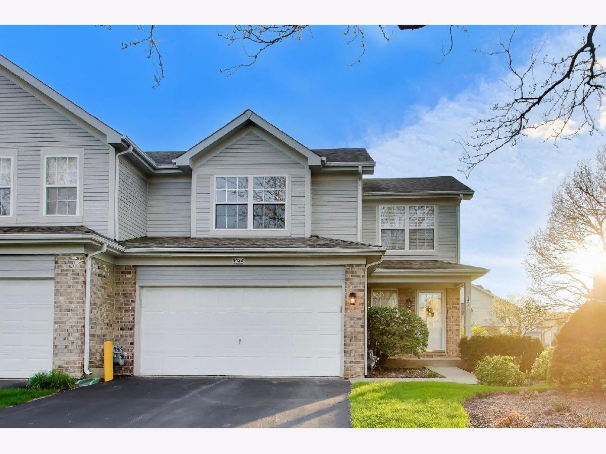  For Sale Roselle Illinois, 1422 Welland Court