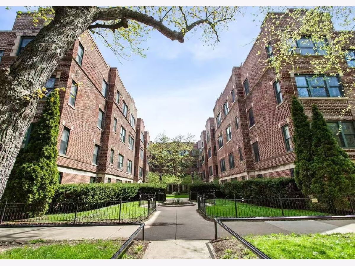  Rented Chicago Illinois, 5551 Kimbark