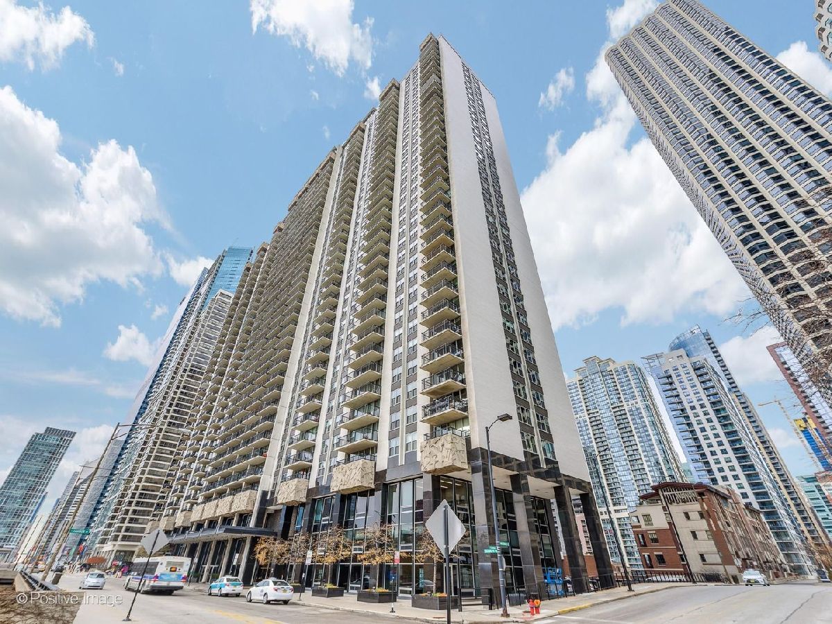  Sold Chicago Illinois, 400 Randolph
