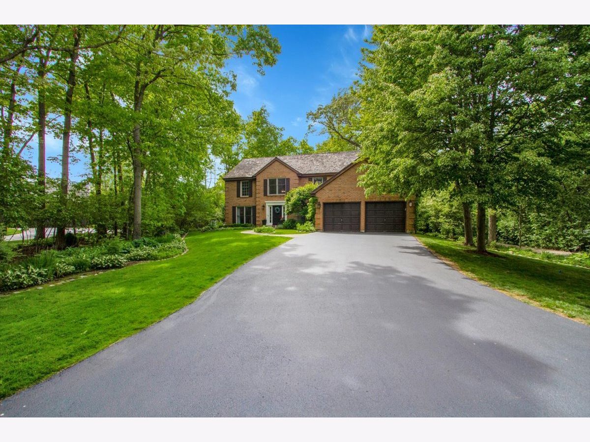  For Sale Lake Bluff Illinois, 850 Carlyle Circle