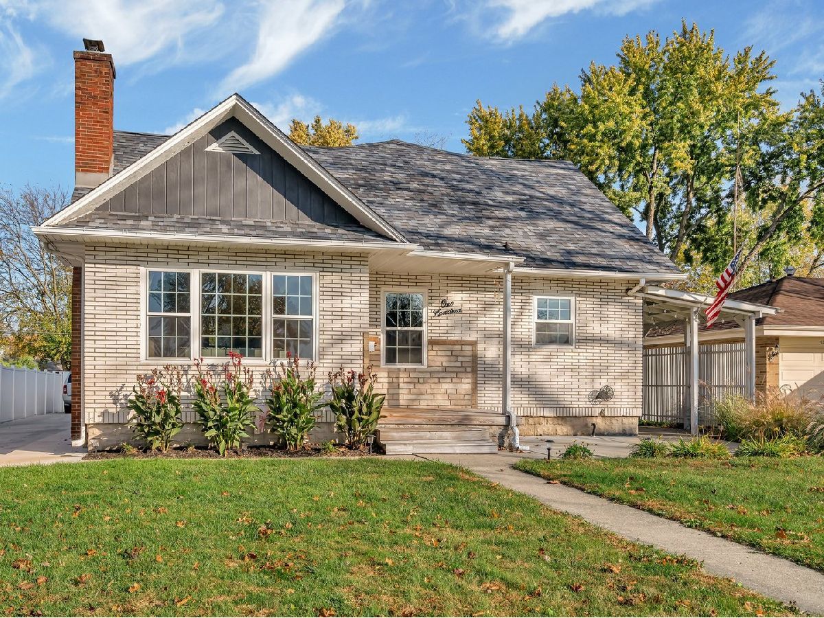  For Sale Coal City Illinois, 100 1st Street