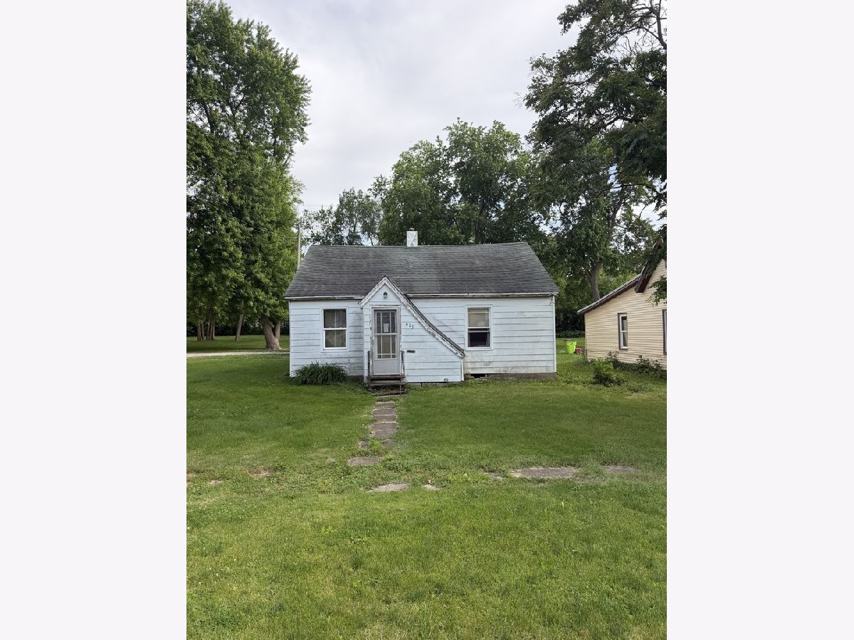  For Sale Fairbury Illinois, 613 Locust Street