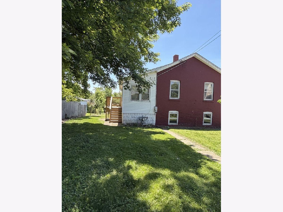  Rented Aurora Illinois, 315 Pierce