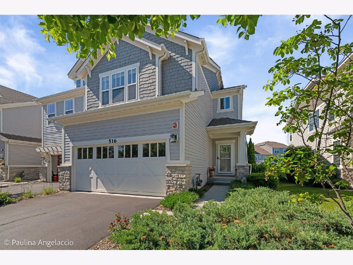  For Sale Barrington Illinois, 516 Pershing Court