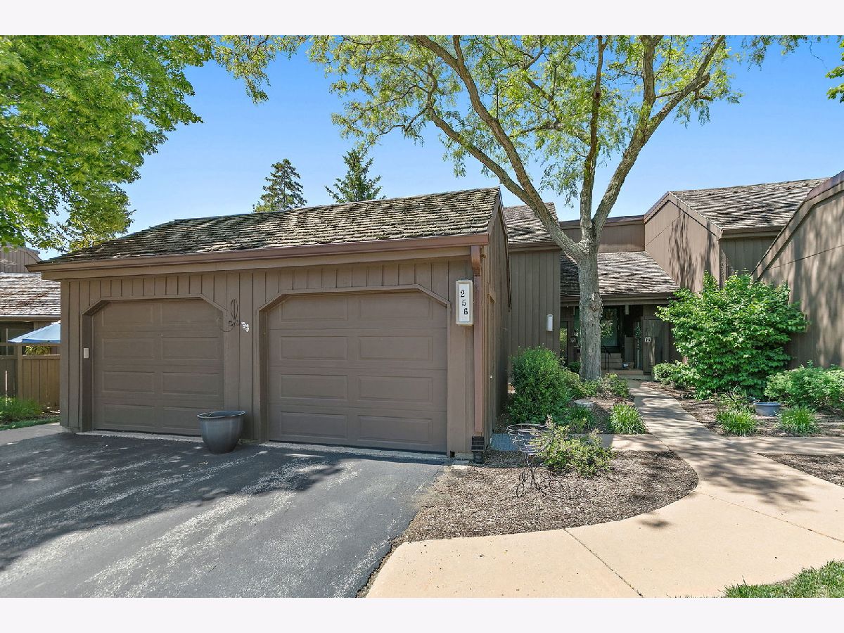Townhomes & Condos For Sale Lake Barrington Shores Lake Barrington Illinois, 256 Thornhill Lane