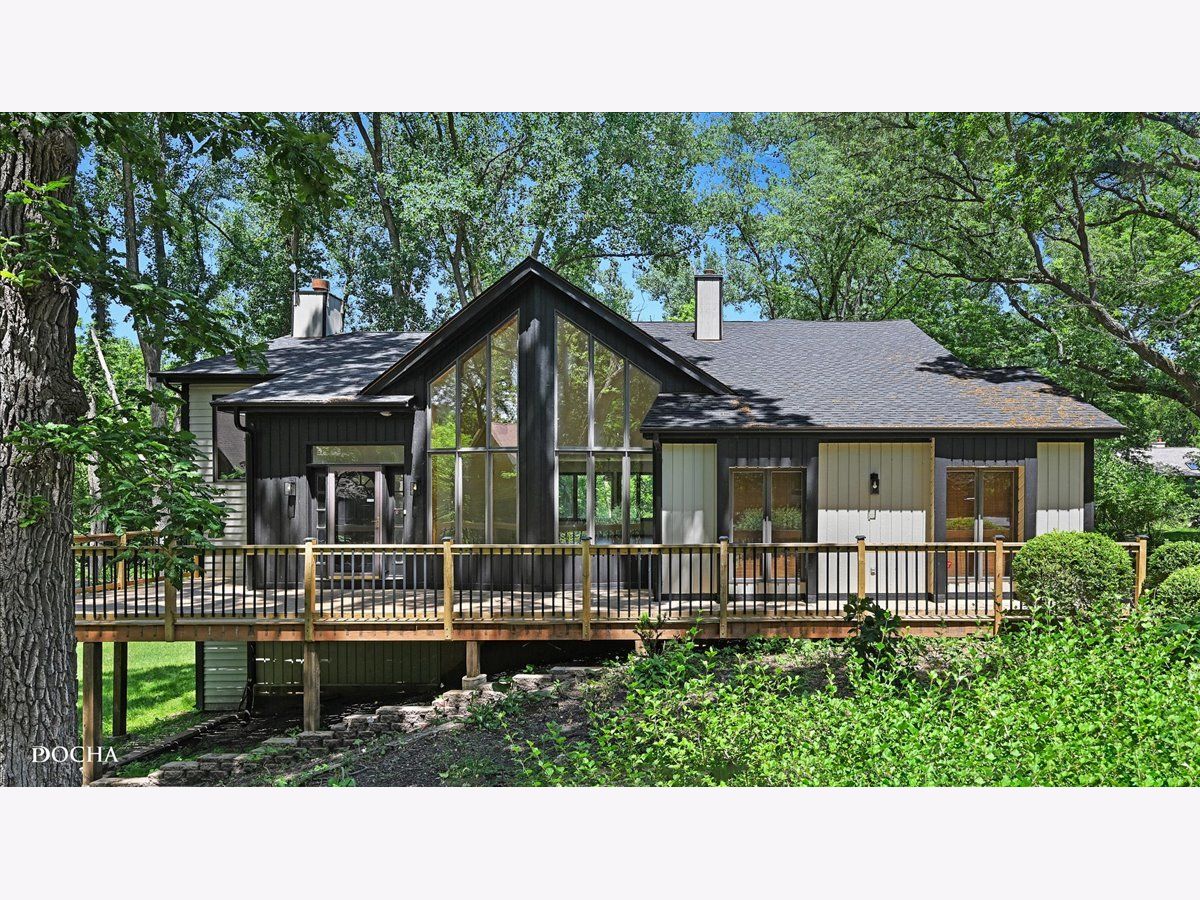  For Sale Bristol Illinois, 72 Hunter Lane