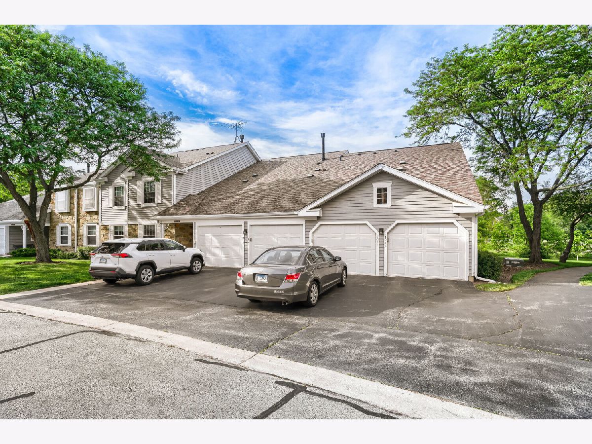  For Sale Buffalo Grove Illinois, 1017 Auburn Lane