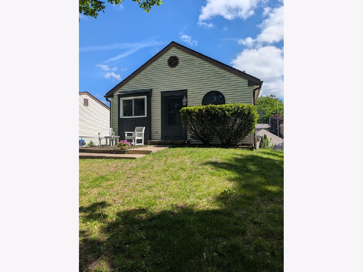  For Sale Geneva Illinois, 904 Britta Lane