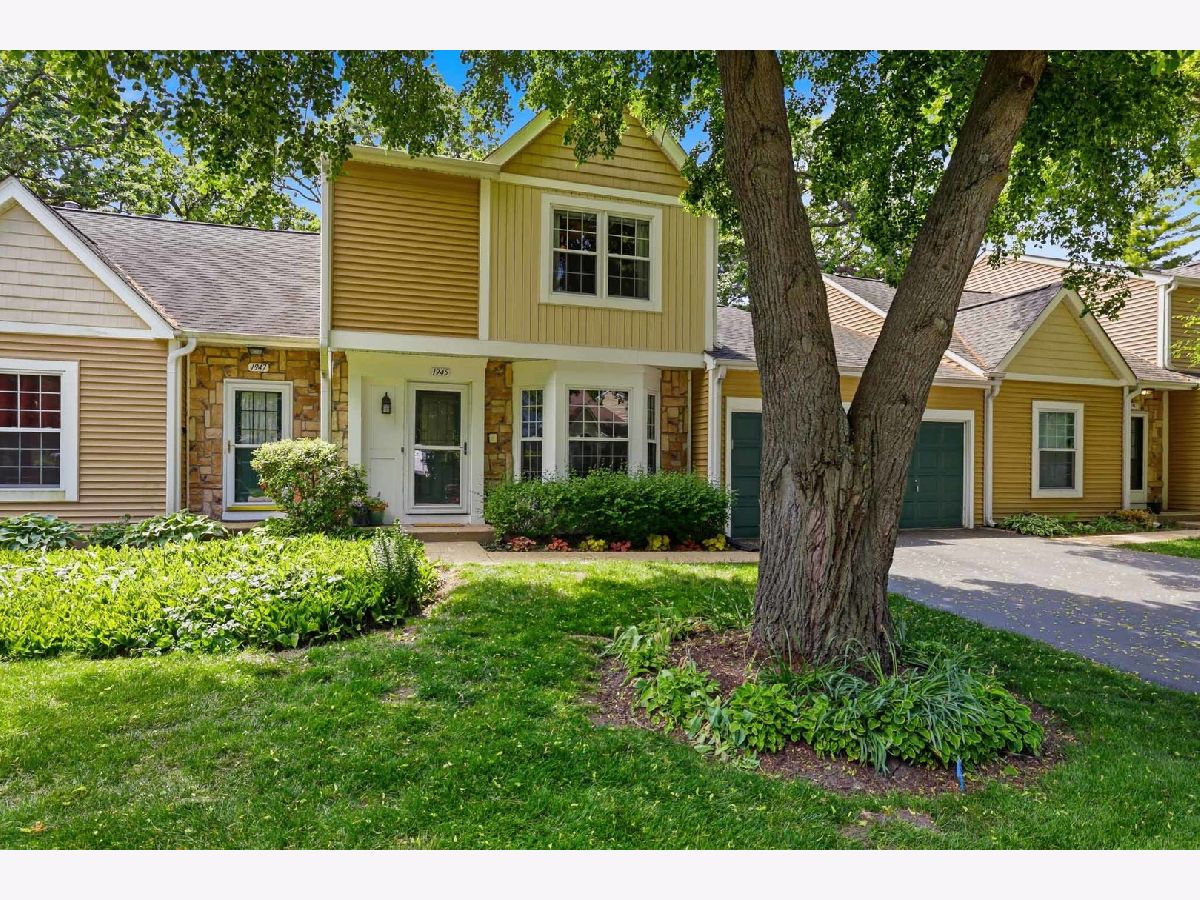 Homes & Townhomes For Sale Copper Oaks Algonquin Illinois, 1945 Ozark Parkway