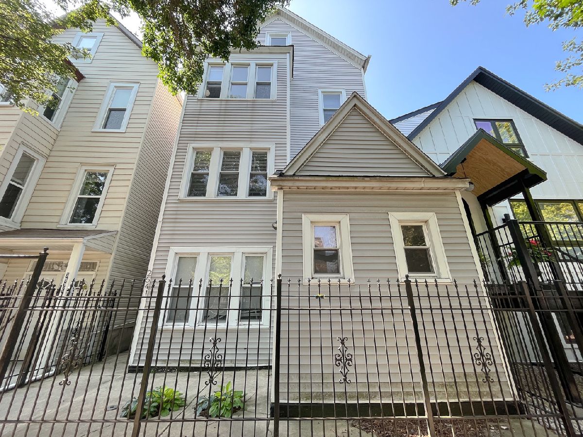  Rented Chicago Illinois, 2541 Cortland