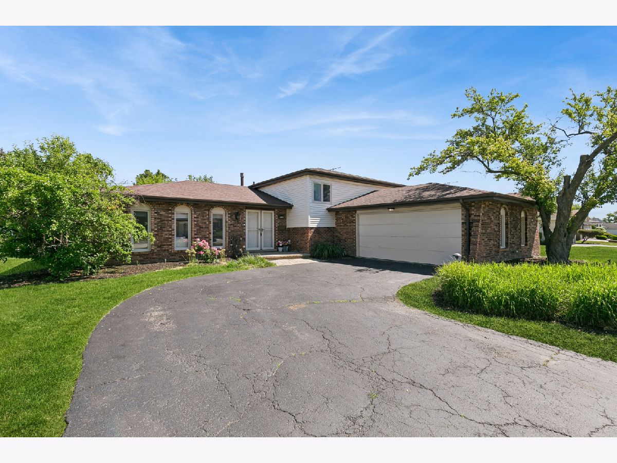  For Sale Glenwood Illinois, 726 194th Street