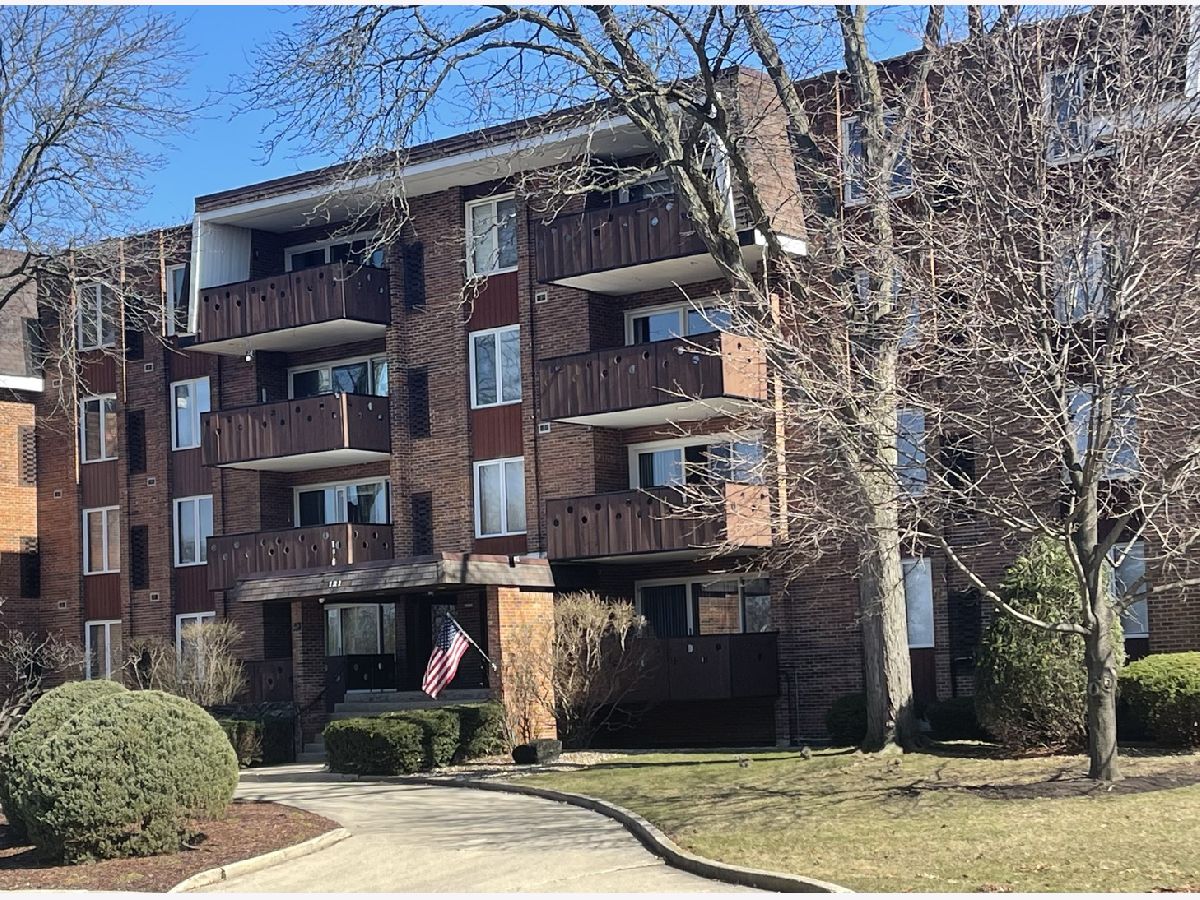  For Sale Wood Dale Illinois, 121 Spruce Avenue
