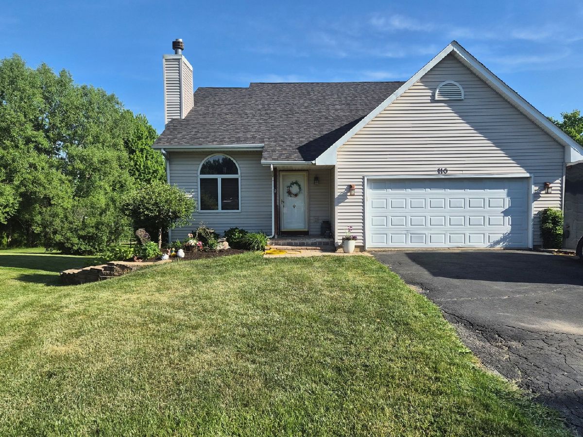  For Sale Poplar Grove Illinois, 110 Falcon Way