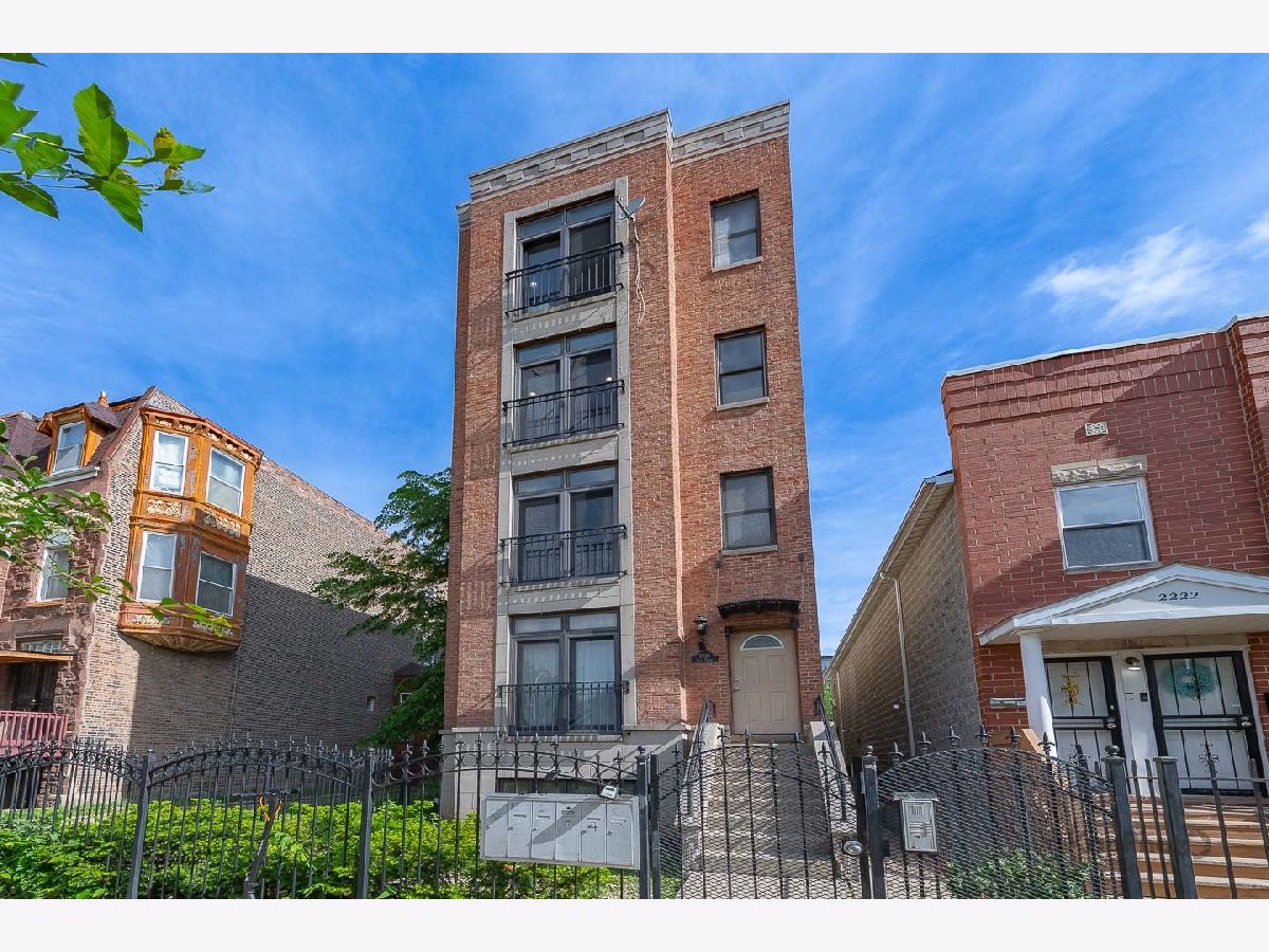  Rented Chicago Illinois, 2226 Monroe